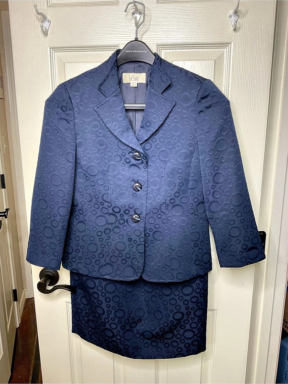 Le Suit Women's Geometric Skirt Suit Blue Size 4 Like New